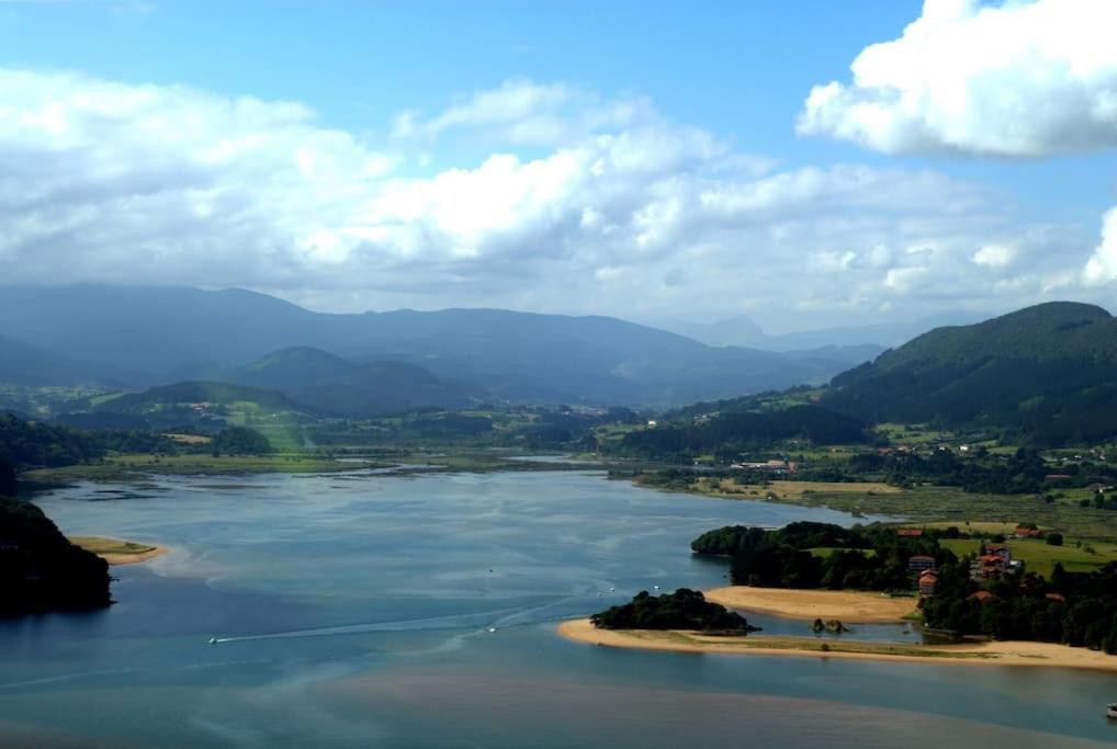 Sokaire De Urdaibai Junto A Mundaka Lejlighed Sukarrieta Eksteriør billede
